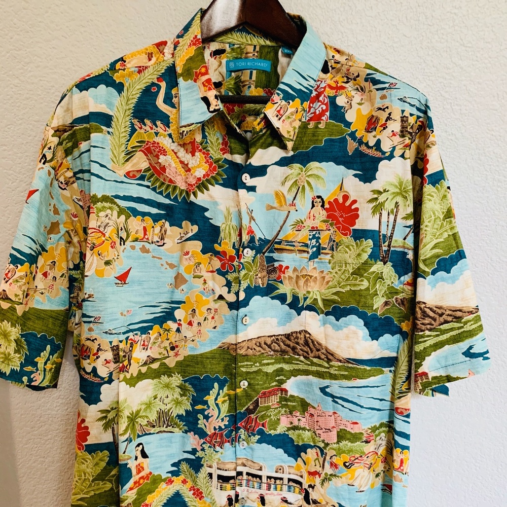 Tori Richard genuine made-in-Hawaii Aloha Shirt